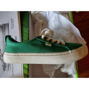 New Cariuma OCA womens low green canvas sneaker size 7 (mens 5.5) UK 4.5